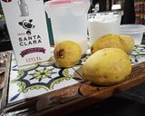 Foto del paso 1 de la receta: Gelatina de yoghurt y guayaba 🍋