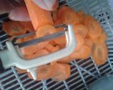 Foto langkah ke 4 dari resep (542) Bihun Goreng Bakso Sosis.