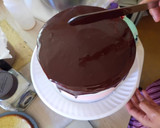 Foto del paso 12 de la receta: Pastel Tres leches Con Drip de chocolate
