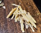 芹菜炒透抽的食譜步驟1照片