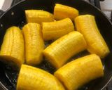 Foto del paso 1 de la receta: Patacones con hogao y queso costeño rallado