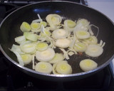 Foto del paso 6 de la receta: Pechuga de pollo con salsa de manzana