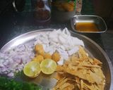 A picture of step 3 of Mexican salad.
