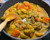 Une image de l'étape 21 de Mijoté de légumes aux épices, bouillon de gambas et gingembre.