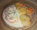 Foto del paso 1 de la receta: Arrollado de pollo con papas españolas y salsa de hongos