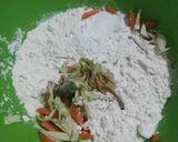 Foto langkah ke 2 dari resep Bakwan Sayur Crispy.
