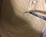 Une image de l'étape 1 de Makrout ou makroud.