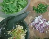 Foto langkah ke 1 dari resep Nasi Goreng Kencur with Udang dan Arugula.