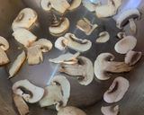 Foto langkah ke 6 dari resep Creamy Mushroom Soup.