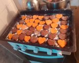 Foto del paso 10 de la receta: Galletitas corazón de chocolate y anaranjadas