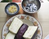 Foto langkah ke 1 dari resep Terong kukus siram bawang putih.