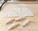 Házi sajtos kiflik🥐🥐🥐 recept fázis 9 fotója