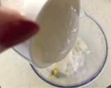 Foto del paso 2 de la receta: Salsa de albahaca para aliñar ensaladas