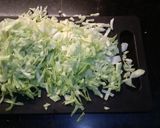 A picture of step 1 of Tricolor Cabbage Fry.
