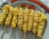 Foto langkah ke 5 dari resep Sate telur gulung.