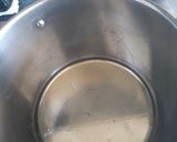 Foto del paso 1 de la receta: Pollo a las brasas en cacerola