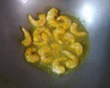 চিংড়ি মাছের মাাইকারি(chngri maacher malaikari recipe in Bengali) রেসিপির ধাপ 1 ছবি