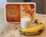 Foto del paso 1 de la receta: Batido de plátano y helado de vainilla