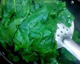 A picture of step 1 of Palak Paneer.