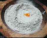 A picture of step 1 of Bajra ka Crispy Roti.