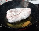 Foto del paso 2 de la receta: Codillo en salsa en olla rápida