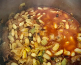 Foto del paso 5 de la receta: Alubias blancas con chorizo