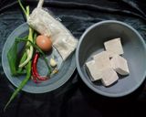 Foto langkah ke 1 dari resep Martabak Tahu.