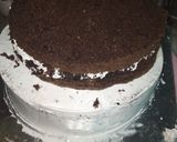 A picture of step 13 of Two tier vanilla and chocolate cake 🎂.