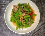 รูปขั้นตอนการทำที่ 6 ของ หน่อไม้ฝรั่งผัดหมูสับ