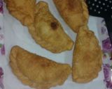 Foto del paso 5 de la receta: Empanaditas express de pollo y arvejas fritas 😁!!