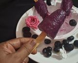 A picture of step 5 of Jamun Popsicles.