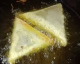 A picture of step 3 of Qeemay ke samosay.