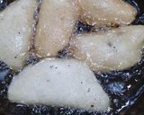 उड़द दाल गुजिया (Urad dal gujiya recipe in hindi) रेसिपी चरण 3 फोटो