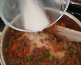 A picture of step 7 of My Clay pot pies ☺.