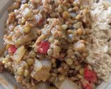 Foto del paso 5 de la receta: Guisito vegano de lentejas y arroz integral orgánico