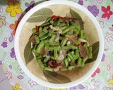 Foto langkah ke 4 dari resep Tumis buncis bakso sapi.
