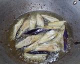 Foto langkah ke 1 dari resep Terong Sambal Tomat.