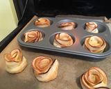 A picture of step 8 of Rose Apple Pie.