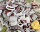 Foto langkah ke 1 dari resep Cumi mentega saos tiram.