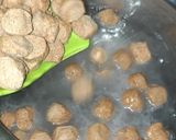 A picture of step 1 of Capsicum & Soya Chunks kadhai masala.