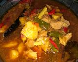 Foto langkah ke 6 dari resep Indonesian Semur Beef and Potatoes.