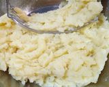 Foto langkah ke 1 dari resep Mashed Potato.