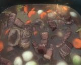 Une image de l'étape 8 de Bœuf bourguignon à la mijoteuse.