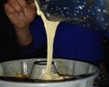 Foto del paso 3 de la receta: Torta invertida de manzana