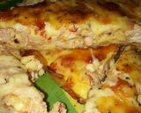 Foto del paso 4 de la receta: Tarta de pollo, queso, panceta y jamón