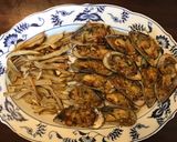 A picture of step 4 of 550. California Farm Broiled Green Lip Mussels.