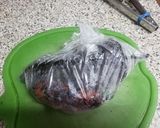 Foto del paso 3 de la receta: Pechuga de pollo rellena y asada