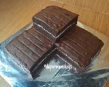 Foto langkah ke 7 dari resep Base Cake Ulang Tahun / Bolu Coklat Panggang.