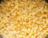A picture of step 1 of Pasta with Spices and Vegetables Seasoning.