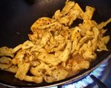 Foto del paso 4 de la receta: Tallarines estilo Lomein